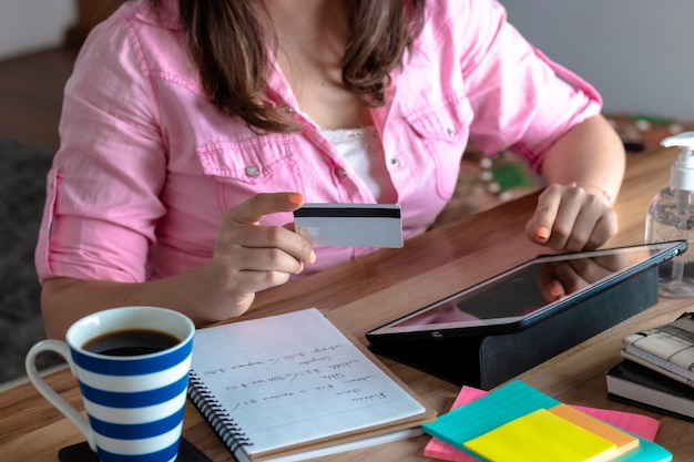 Czy karty przedpłacone są opodatkowane?