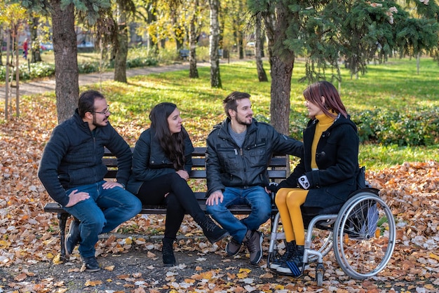 Ile wynosi dodatek do drugiej grupy inwalidzkiej i kto może na niego liczyć?