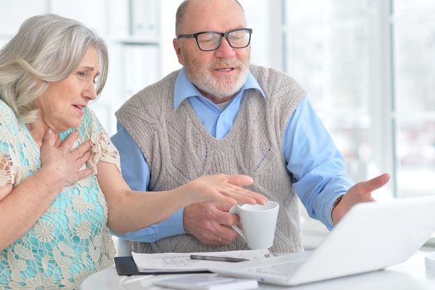 Jak wyliczyć sobie emeryturę i od czego to zależy?