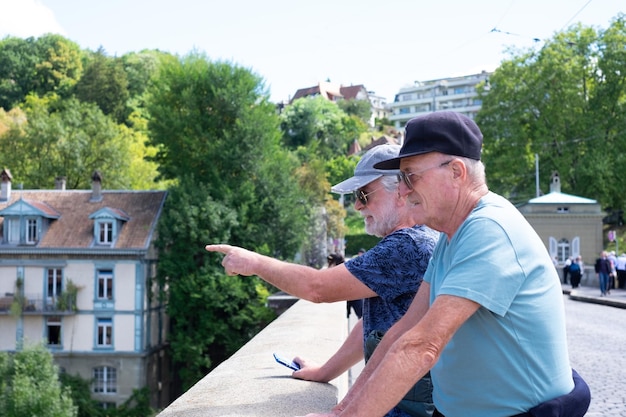 Jaki wiek emerytalny we Włoszech obowiązuje obecnie?