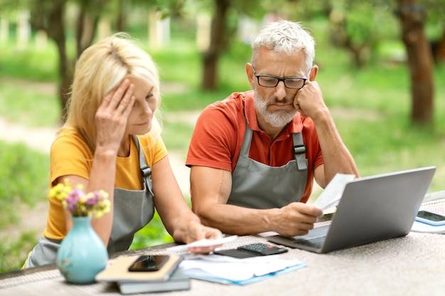 Emerytura jak ktoś nie pracował – co można zrobić w takiej sytuacji?