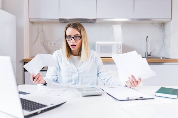 Jak obliczyć odsetki od niezapłaconego podatku?